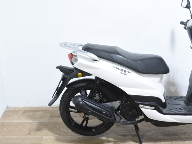PEUGEOT TWEET 125 2022 de segunda mano