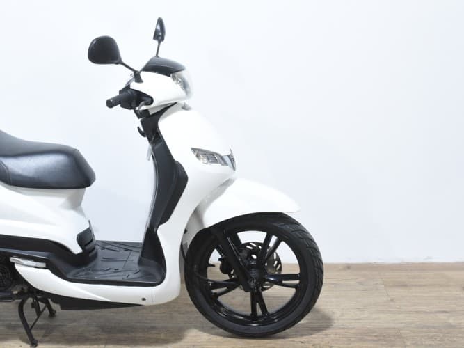 PEUGEOT TWEET 125 2022 de segunda mano