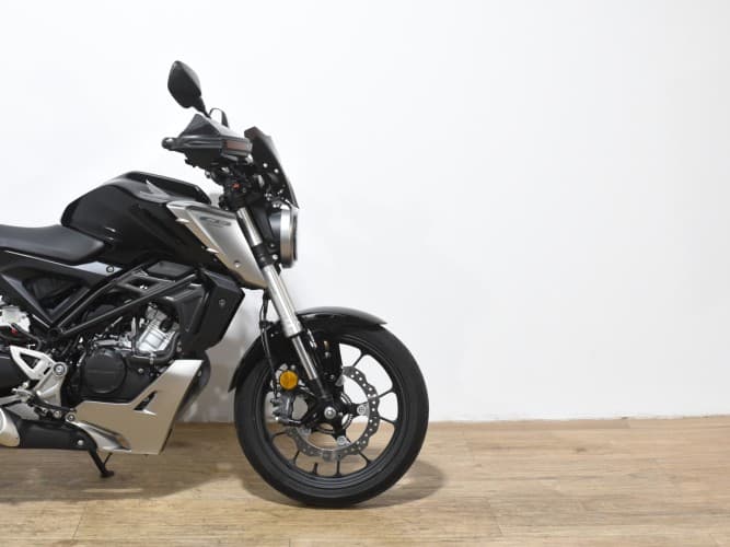 Comprar HONDA CB 125 R 2019 de segunda mano HONDA CB 125 R 2019 de segunda mano