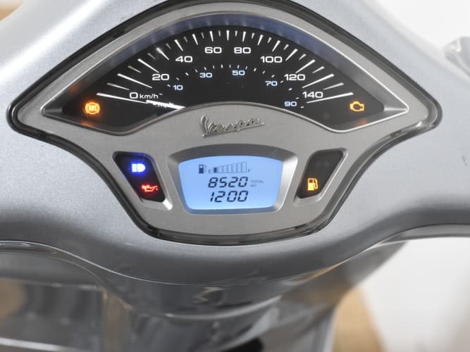 PIAGGIO VESPA PRIMAVERA 125 ABS 2023 de segunda mano