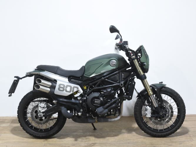 BENELLI LEONCINO 800 TRAIL (A2) 2022 de segunda mano