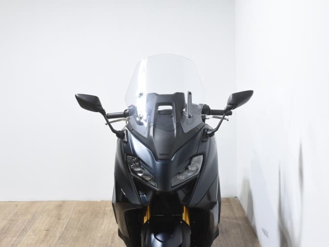 Comprar YAMAHA TMAX 560 TECH MAX 2023 de segunda mano YAMAHA TMAX 560 TECH MAX 2023 de segunda mano
