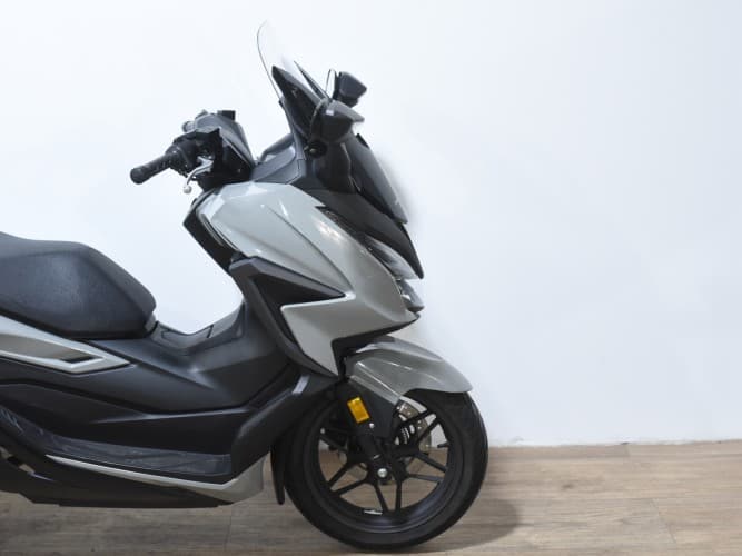 Comprar HONDA FORZA 125 2022 de segunda mano HONDA FORZA 125 2022 de segunda mano
