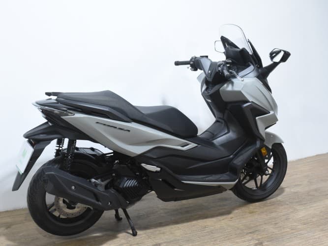 Comprar HONDA FORZA 125 2022 de segunda mano HONDA FORZA 125 2022 de segunda mano