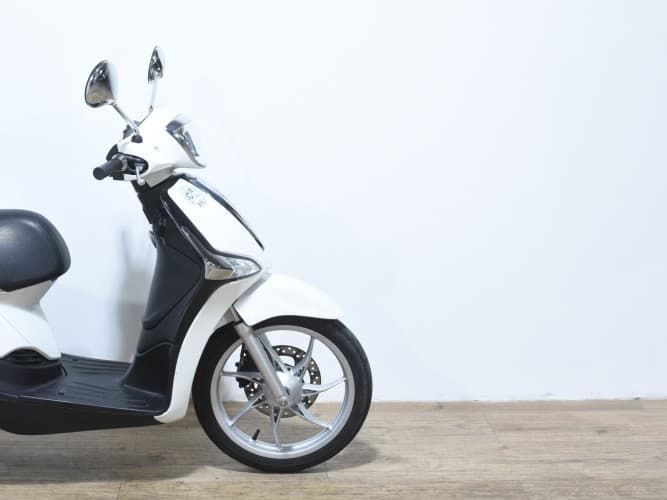 PIAGGIO LIBERTY 125 (BAUL) 2023 de segunda mano