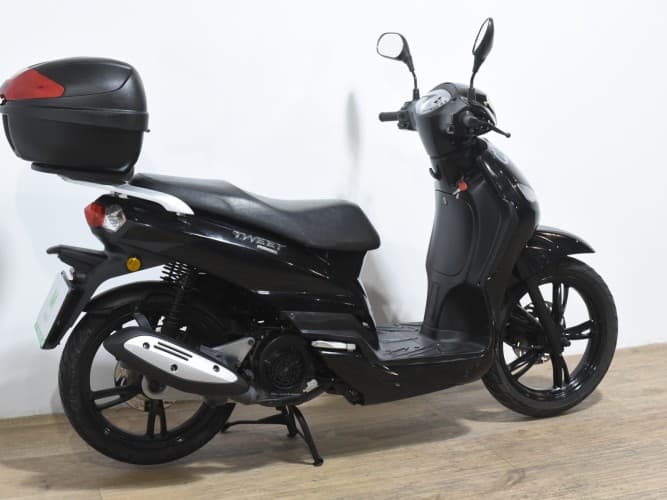 PEUGEOT TWEET 125 2022 de segunda mano