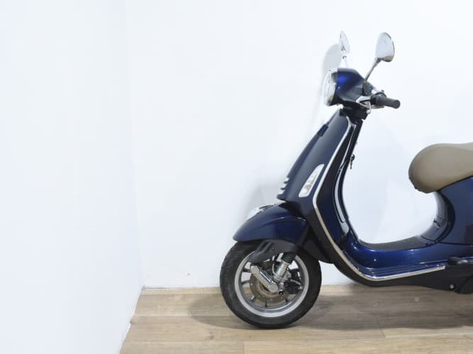 PIAGGIO VESPA PRIMAVERA 125 (BAUL) 2023 de segunda mano