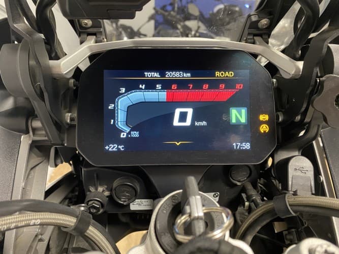 BMW R 1250 GS (3 MALETAS + 2 PACKS) 2020 de segunda mano