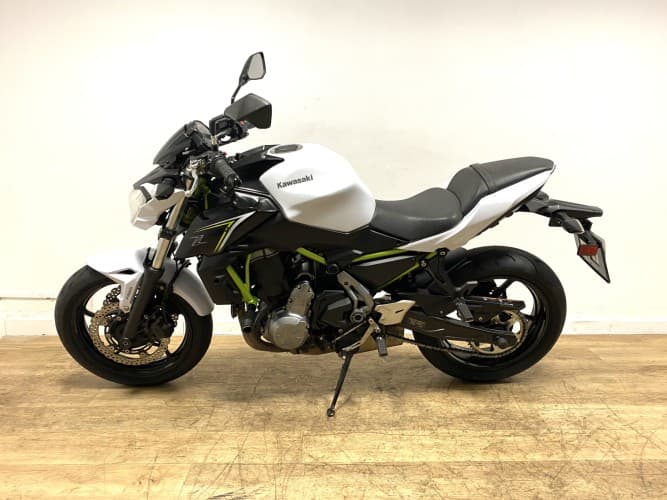 Comprar KAWASAKI Z 650 2017 de segunda mano KAWASAKI Z 650 2017 de segunda mano