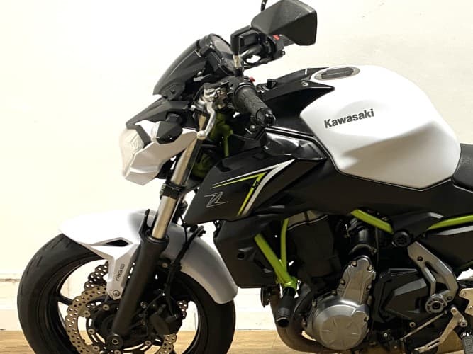 Comprar KAWASAKI Z 650 2017 de segunda mano KAWASAKI Z 650 2017 de segunda mano
