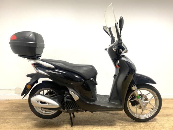 HONDA SH 125 MODE 2020 de segunda mano