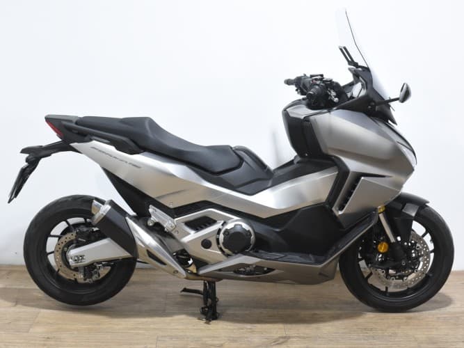 HONDA FORZA 750 (A2) 2022 de segunda mano