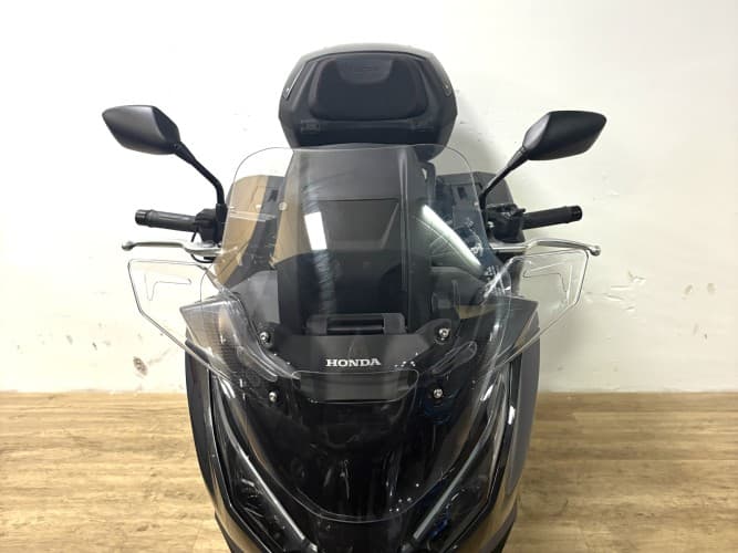 HONDA NT 1100 (3 MALETAS) 2026 de segunda mano