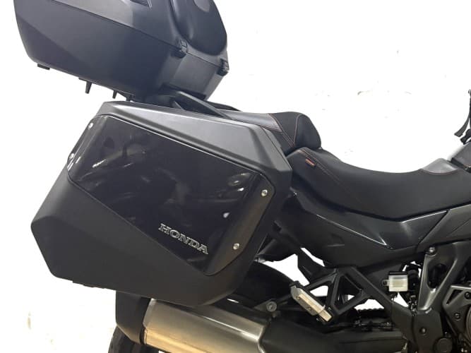 HONDA NT 1100 (3 MALETAS) 2026 de segunda mano