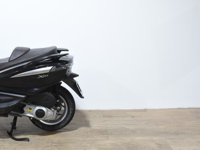 PIAGGIO X 10 125 2025 de segunda mano