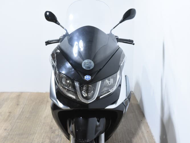 PIAGGIO X 10 125 2025 de segunda mano