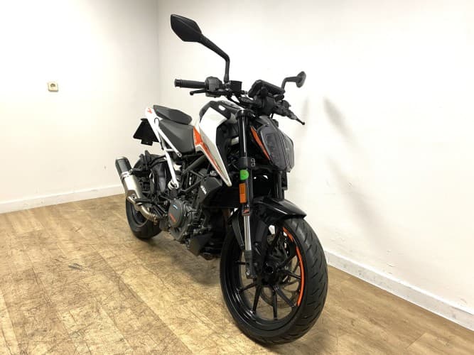 KTM DUKE 390 2021 de segunda mano