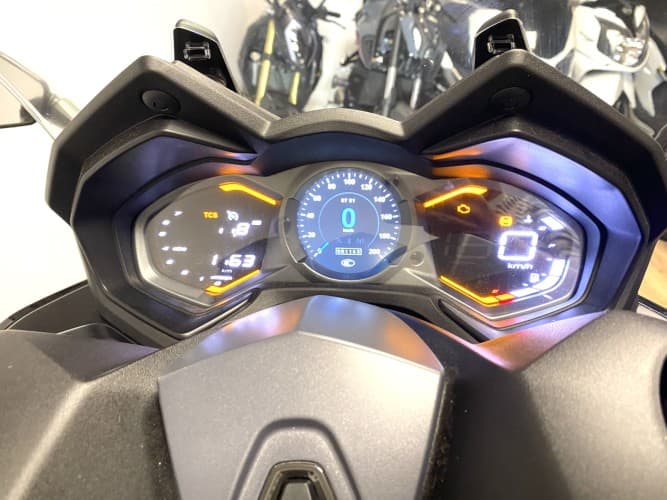 KYMCO AK 550 (A) 2025 de segunda mano