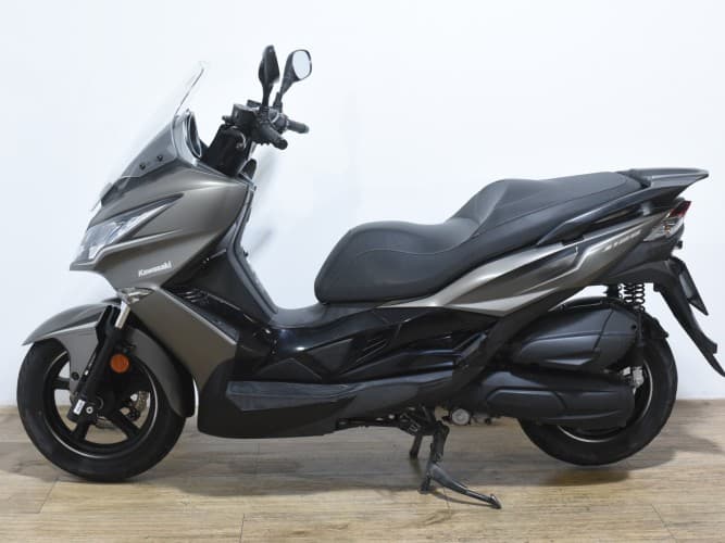 KAWASAKI J125 2019 de segunda mano