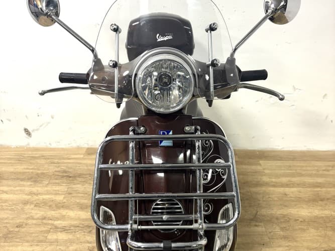 PIAGGIO VESPA LX 125 (TOP CASE) 2012 de segunda mano