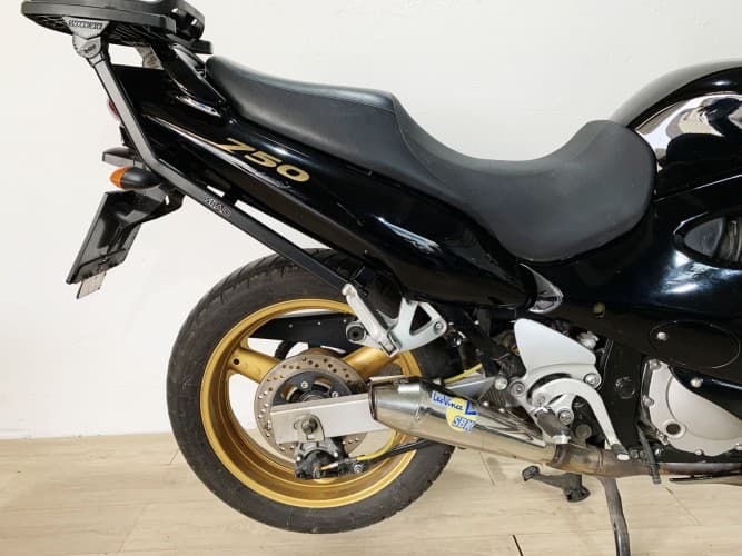 SUZUKI GSX 750 F (A) (ENTREGA ESCAPE ORIGINAL) 2007 de segunda mano