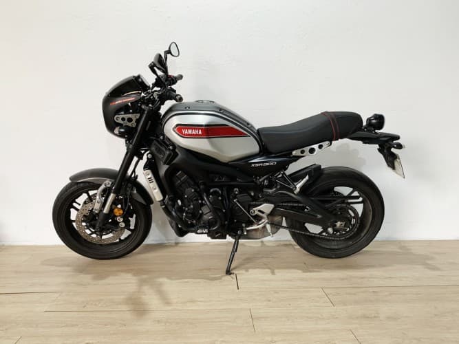 YAMAHA XSR 900 (A) 2020 de segunda mano