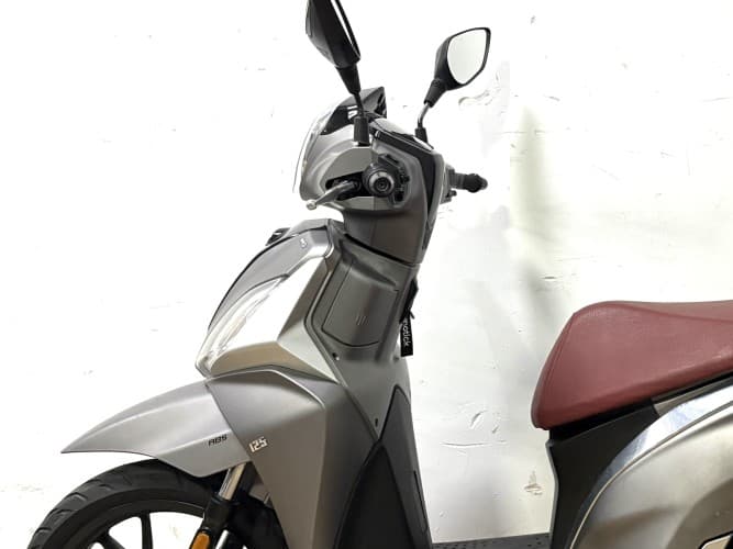 SYM SYMPHONY ST 125 2022 de segunda mano