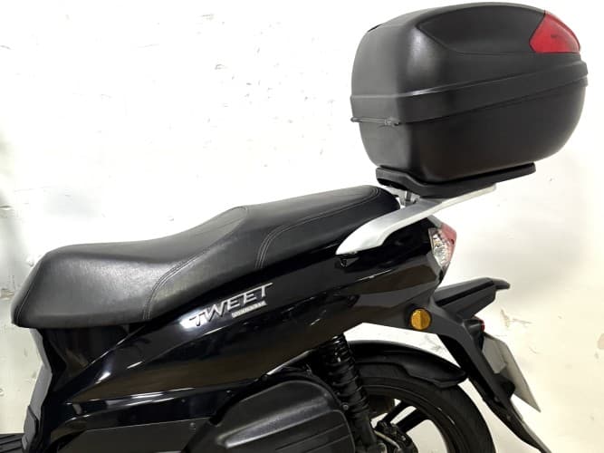 PEUGEOT TWEET 125 (BAUL) 2023 de segunda mano