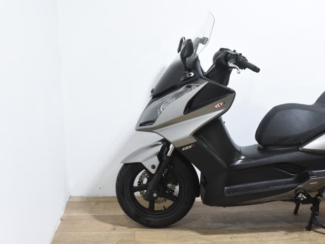 KYMCO SUPER DINK 125 2012 de segunda mano