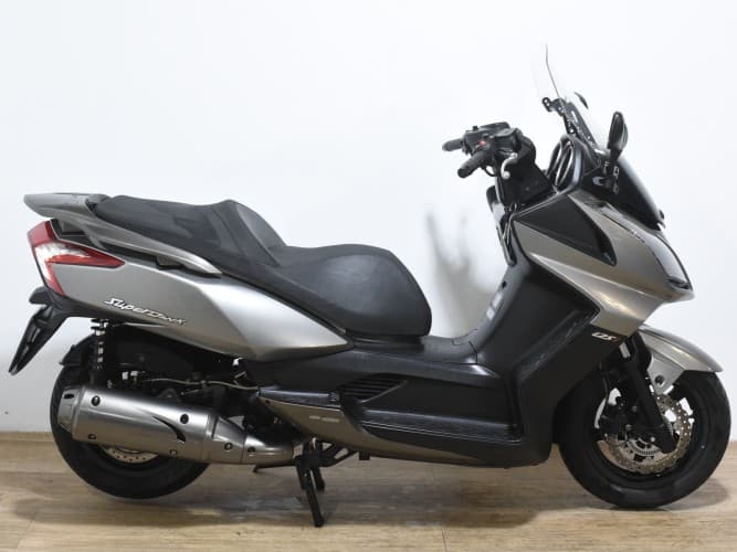 KYMCO SUPER DINK 125 2012 de segunda mano