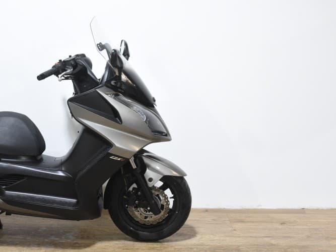 KYMCO SUPER DINK 125 2012 de segunda mano