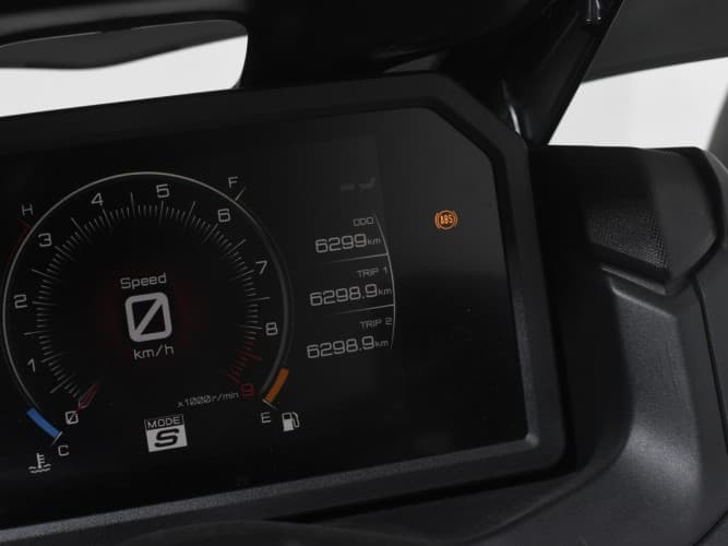 YAMAHA TMAX 560 TECH MAX 2023 de segunda mano