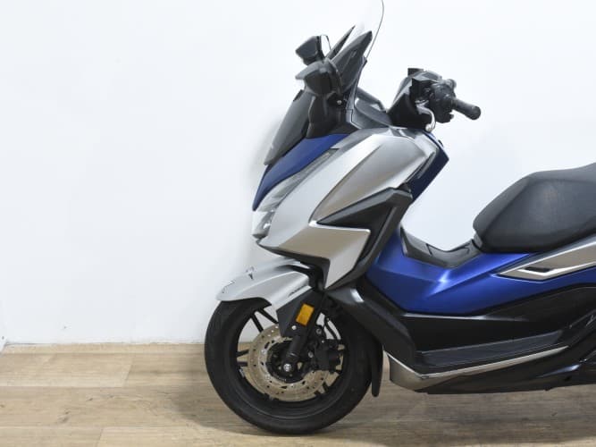 HONDA FORZA 125 2021 de segunda mano