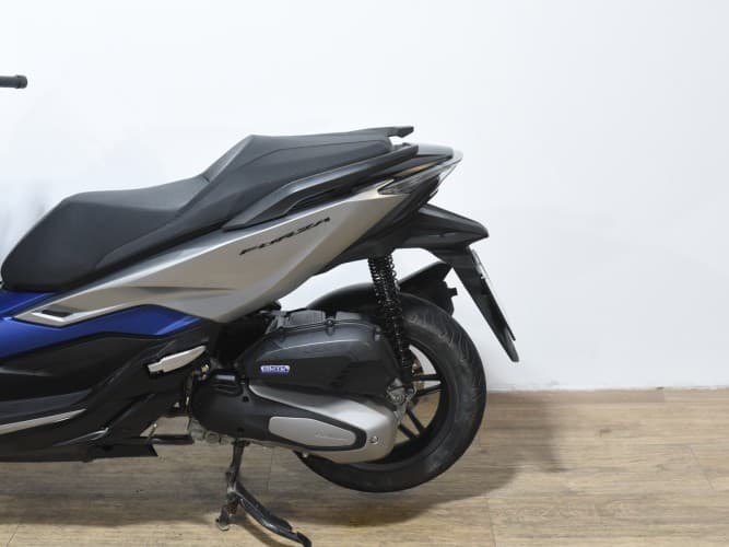HONDA FORZA 125 2021 de segunda mano