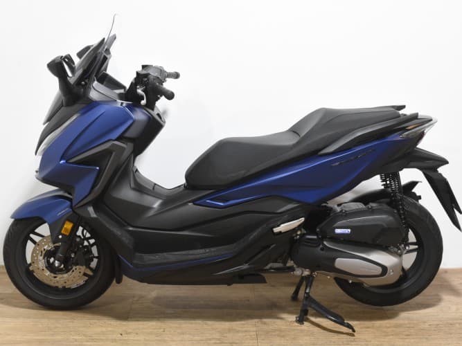 Comprar HONDA FORZA 125 2022 de segunda mano HONDA FORZA 125 2022 de segunda mano