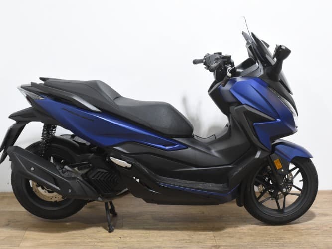 Comprar HONDA FORZA 125 2022 de segunda mano HONDA FORZA 125 2022 de segunda mano
