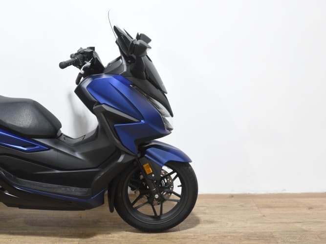Comprar HONDA FORZA 125 2022 de segunda mano HONDA FORZA 125 2022 de segunda mano