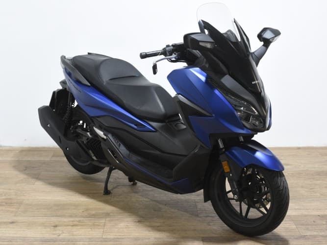 Comprar HONDA FORZA 125 2022 de segunda mano HONDA FORZA 125 2022 de segunda mano