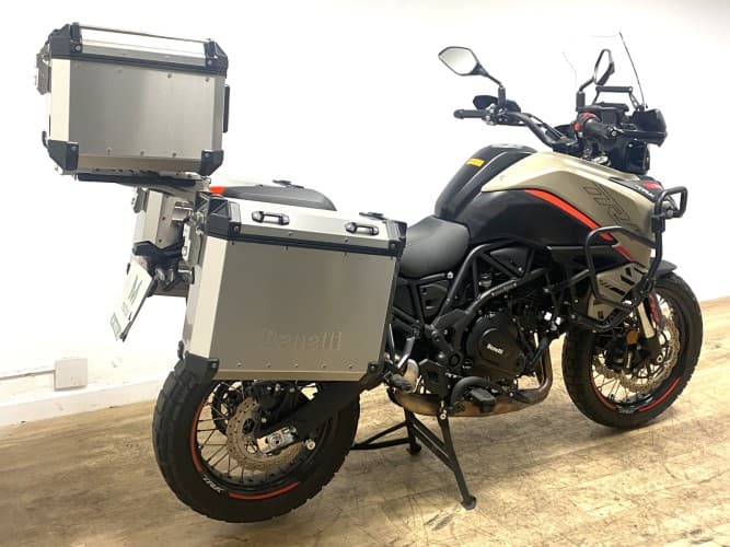 BENELLI TRK 702 X (3 MALETAS) 2025 de segunda mano