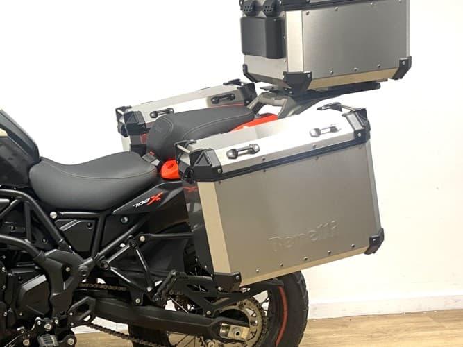 BENELLI TRK 702 X (3 MALETAS) 2025 de segunda mano