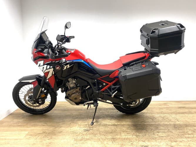 HONDA AFRICA TWIN CRF 1100 (2 MALETAS) 2022 de segunda mano