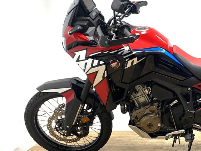 HONDA AFRICA TWIN CRF 1100 (2 MALETAS) 2022 de segunda mano