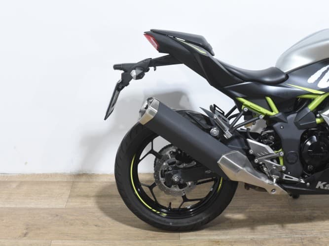 KAWASAKI NINJA 125 2022 de segunda mano