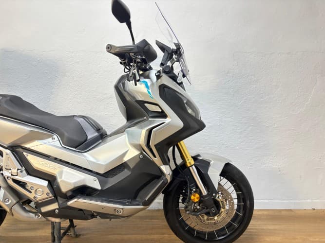 HONDA X-ADV 750 (A) 2018 de segunda mano