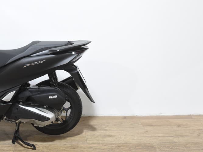 HONDA PCX 125 2022 de segunda mano