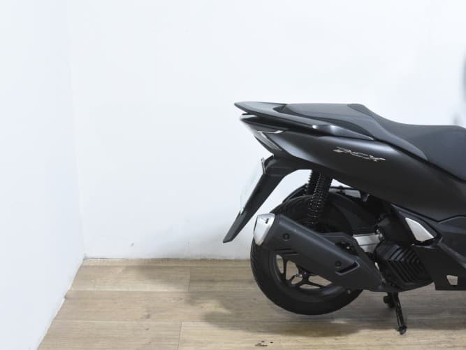 HONDA PCX 125 2022 de segunda mano