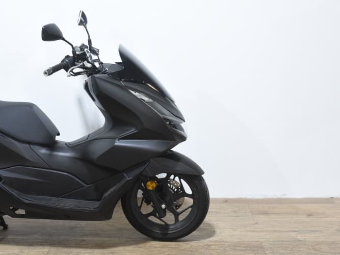 HONDA PCX 125 2022 de segunda mano