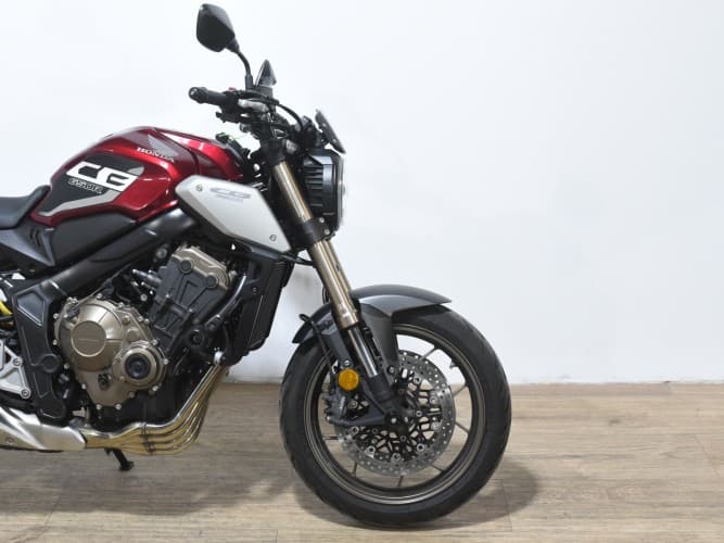 Comprar HONDA CB 650 R (A) 2019 de segunda mano HONDA CB 650 R (A) 2019 de segunda mano
