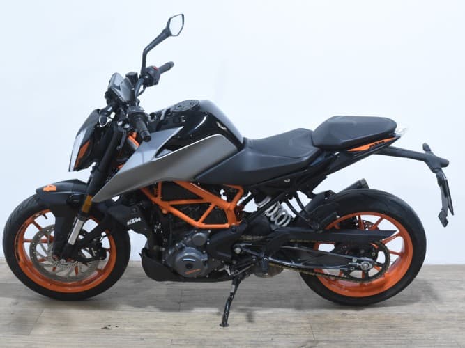 KTM DUKE 390 2021 de segunda mano