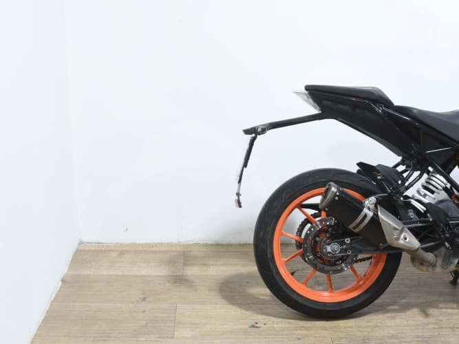 KTM DUKE 390 2021 de segunda mano